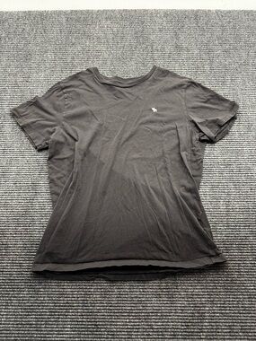 Women’s Black Abercrombie And Fitch Embroided Moose Logo Short Sleeve Shirt LG